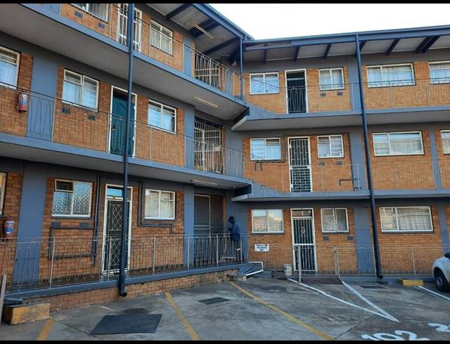 1 BEDROOM APARTMENT FOR SALE IN VANDERBIJLPARK CE 1
